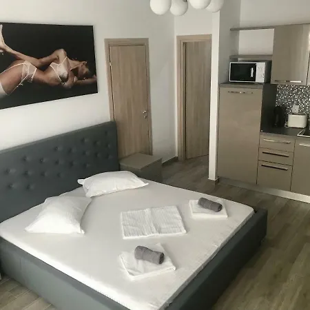 Apartment Desilva 46 & 47 *